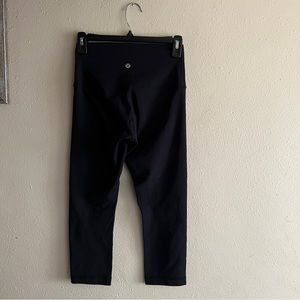 Lululemon roll down high rise wunder under size 4